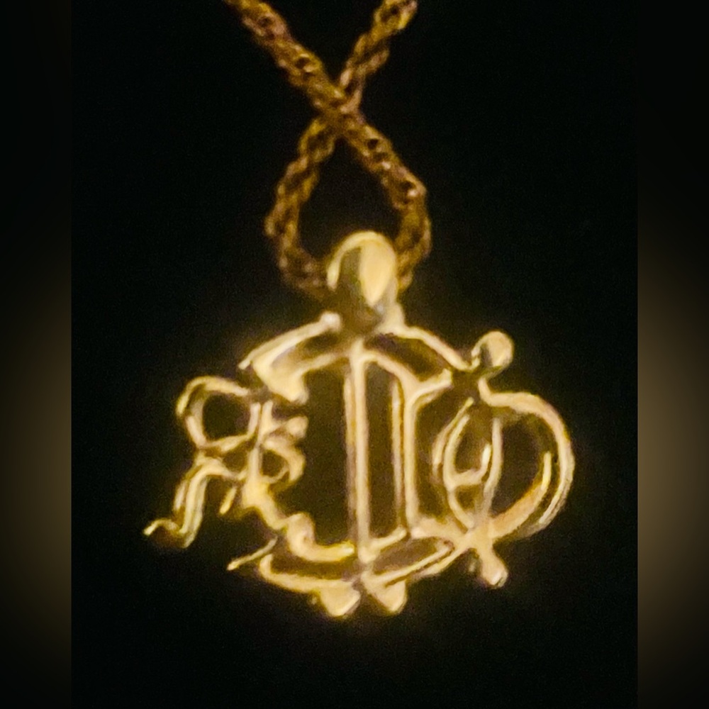 Stunning Vintage Christian Dior Gold Plated Logo Crystal Necklace. Preowned . - Picture 3 of 10